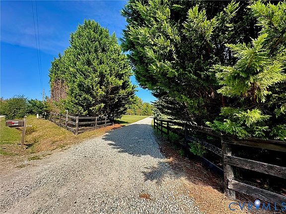 4th image of 25400 E Saylers Creek Rd