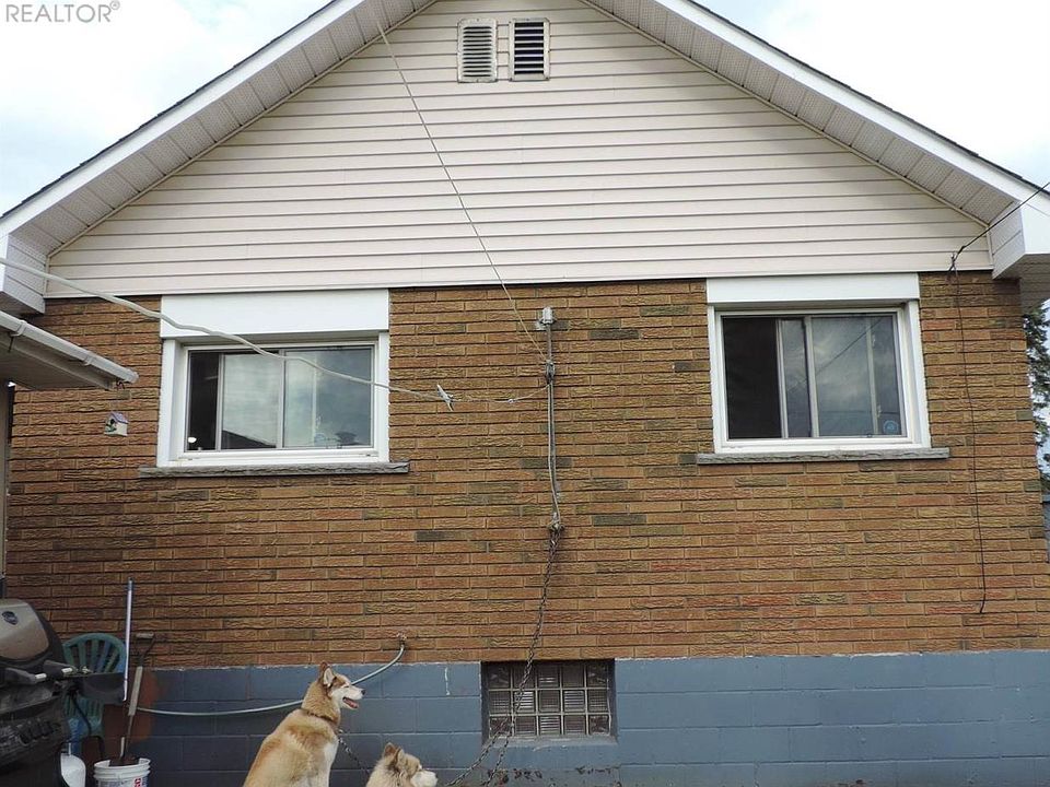 2nd image of 134 Wilding Ave