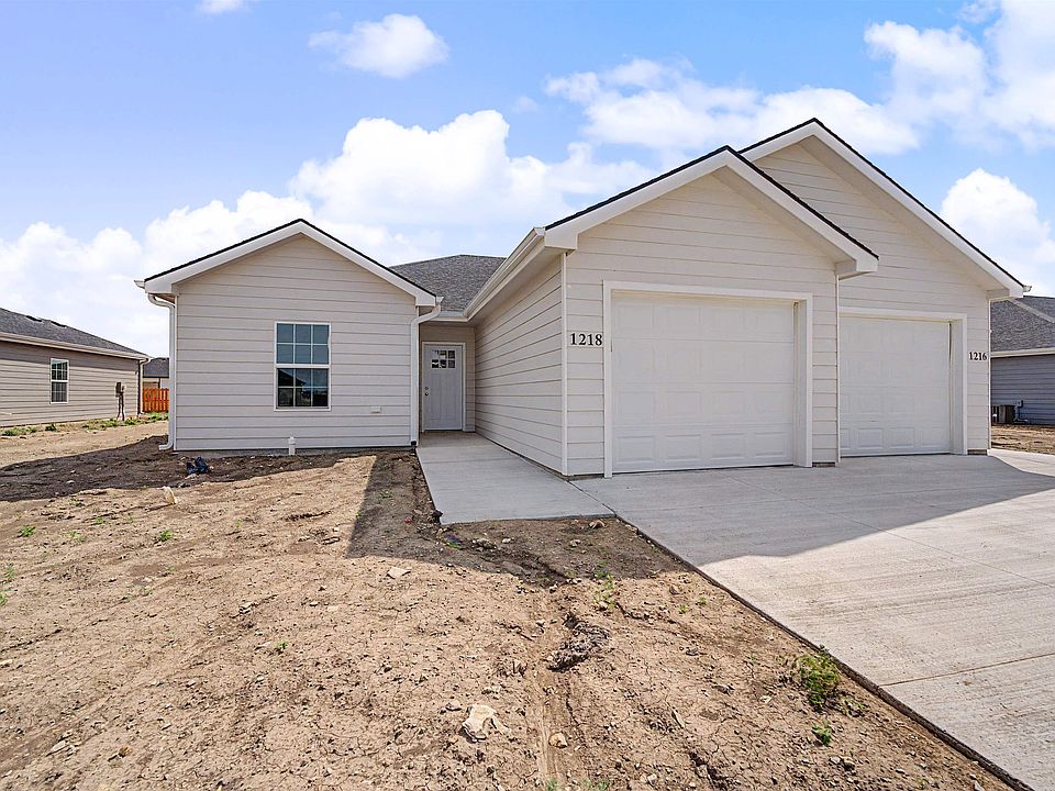 1st image of 1218 Fountain Dr
