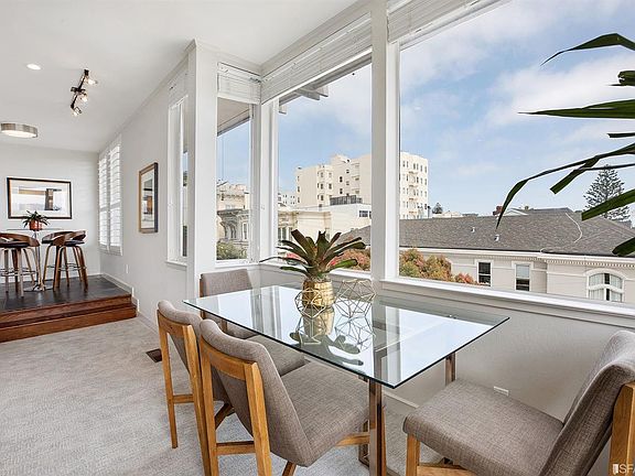3rd image of 2101 Baker St APT 10