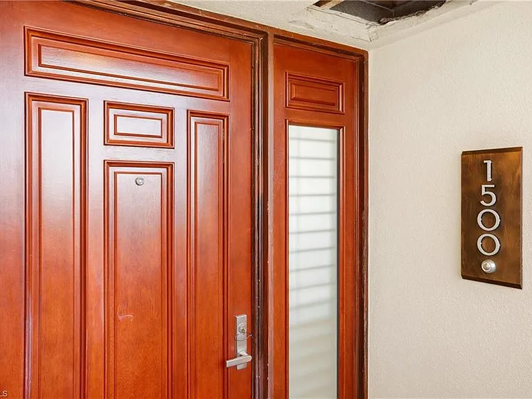 4551 Gulf Shore Blvd N #1500 — Photo 39
