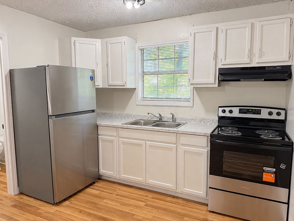 1st image of 229 Sowder Ln Unit E