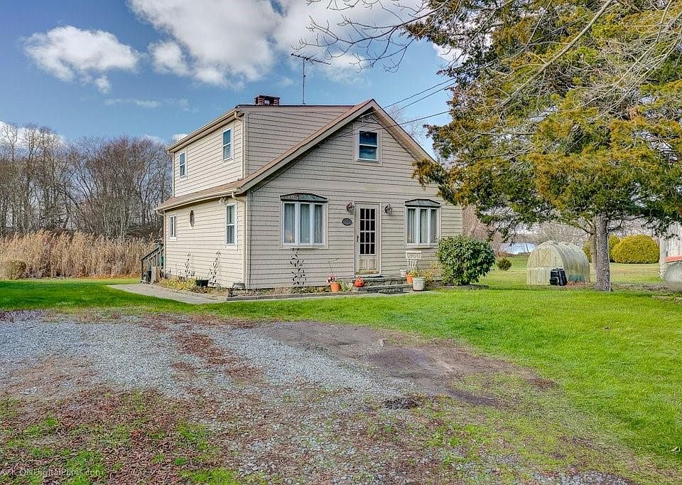 1031 Old Stafford Rd, Tiverton, RI 02878 MLS 1326122 Zillow