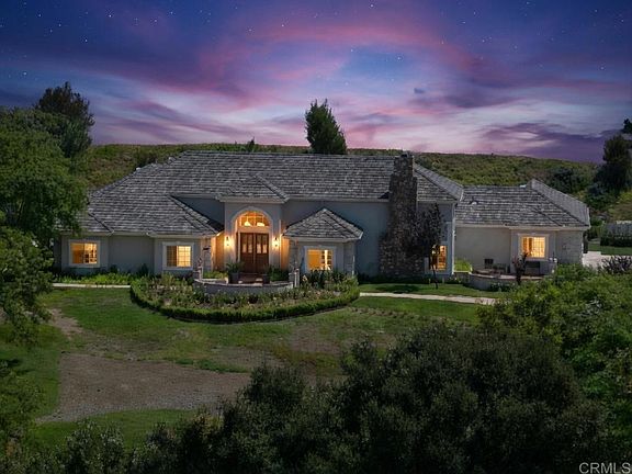 2nd image of 4286 La Canada Rd