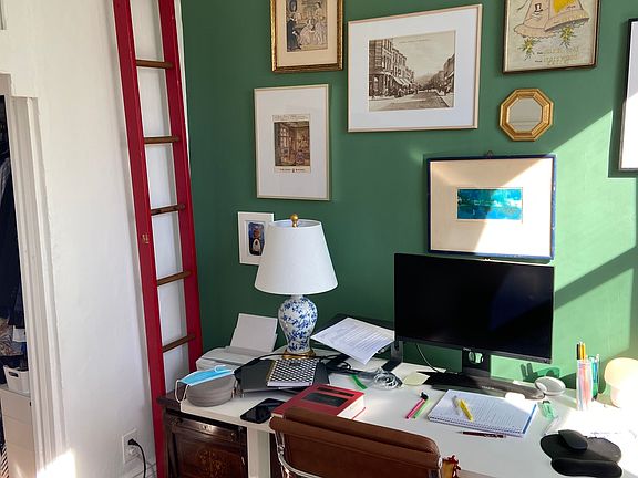 5th image of 234 6th Ave APT 4