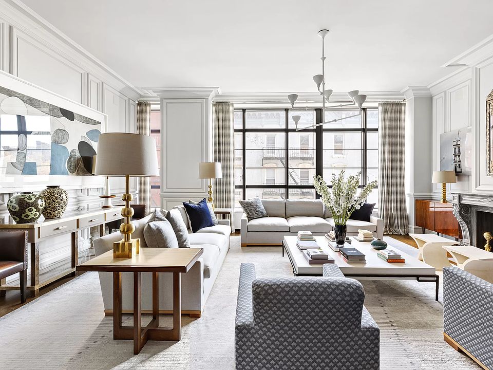 1st image of 150 Charles St #3DES