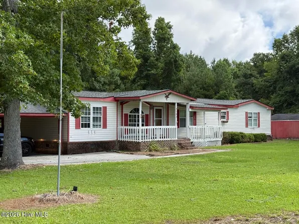 163 Great Neck Landing Road, Hubert, NC 28539