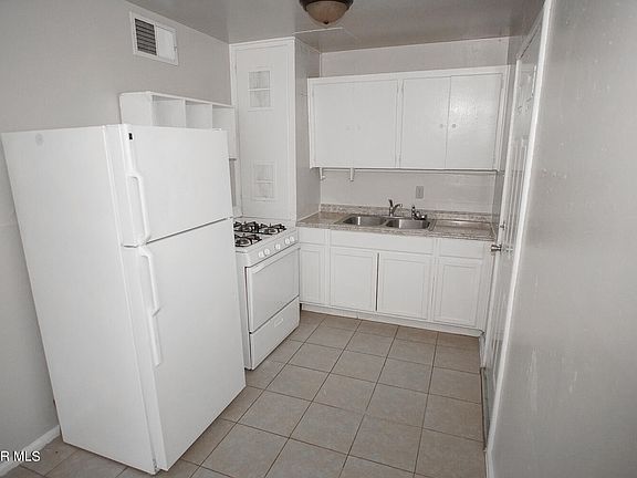 5th image of 1317 Saint Johns Dr APT 7