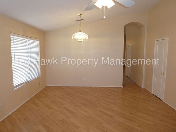 4th image of 4843 E Cherry Hills Dr