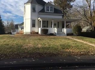 31 General Cobb St, Taunton, MA 02780