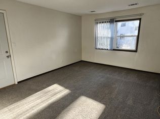 2770 Tech Dr APT 412, Bettendorf, IA 52722