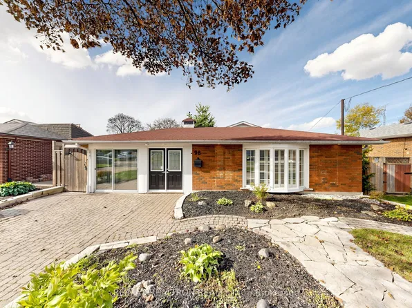 98 Thorncliffe St, Oshawa, ON L1H 7H2