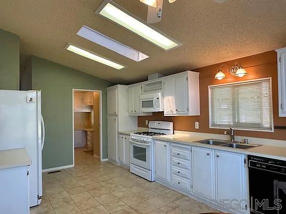 5th image of 3462 Don Ortega Dr
