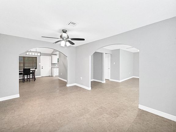 3rd image of 12102 Wessex Dr