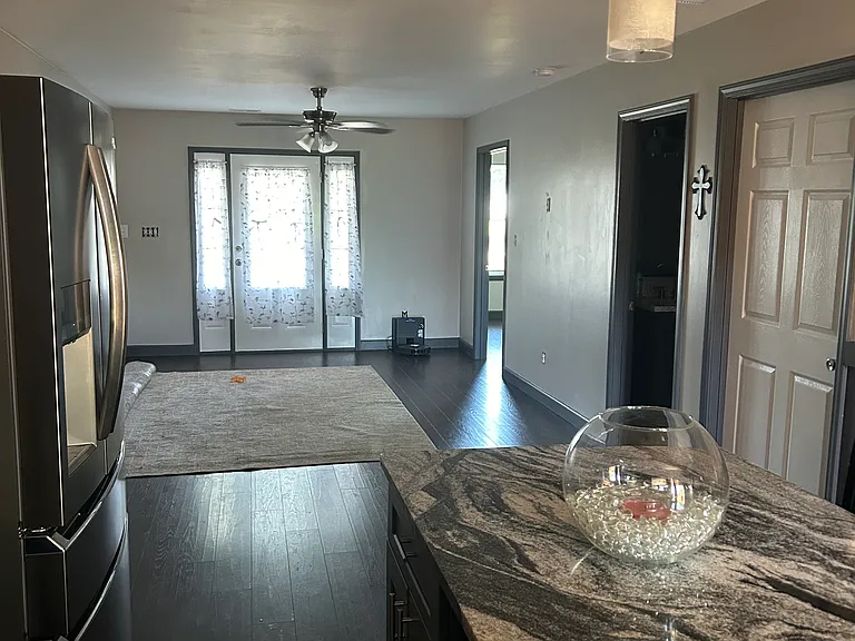 222 Cooley Cir #222 — Photo 12