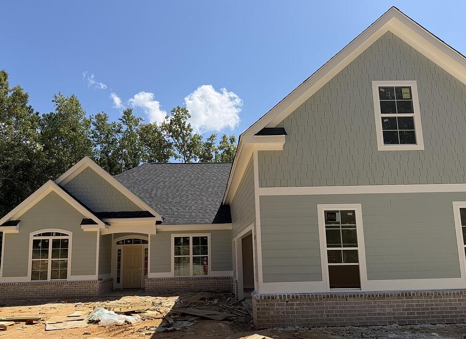 1st image of 107 Abercrombie Point