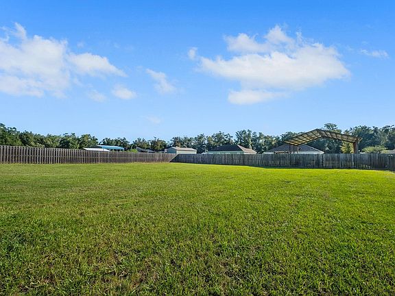 3rd image of 403 Tillis Ln