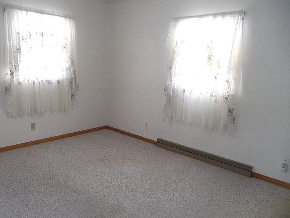 4th image of 117 E Oakwood Ave