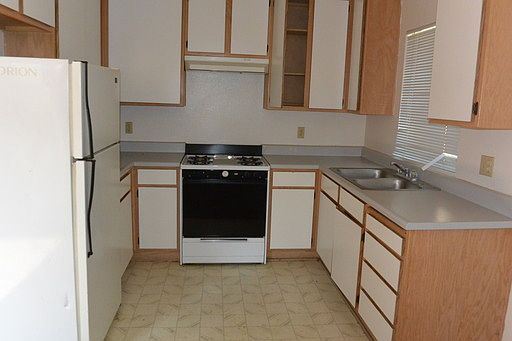 3rd image of 1301 S Central St APT 4