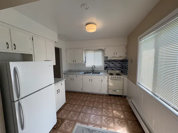 45552 Platt St Floor 1, Utica, MI 48317