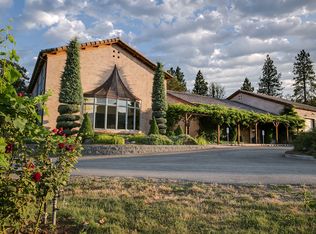 1475 Kubli Rd, Grants Pass, OR 97527