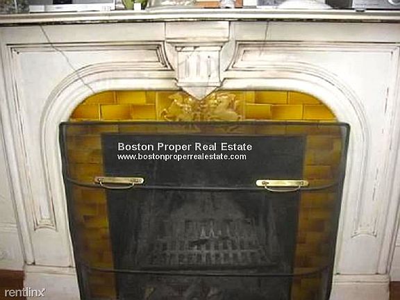 429 Beacon St. #2 Boston - Back Bay Unit Photo 9 (1)