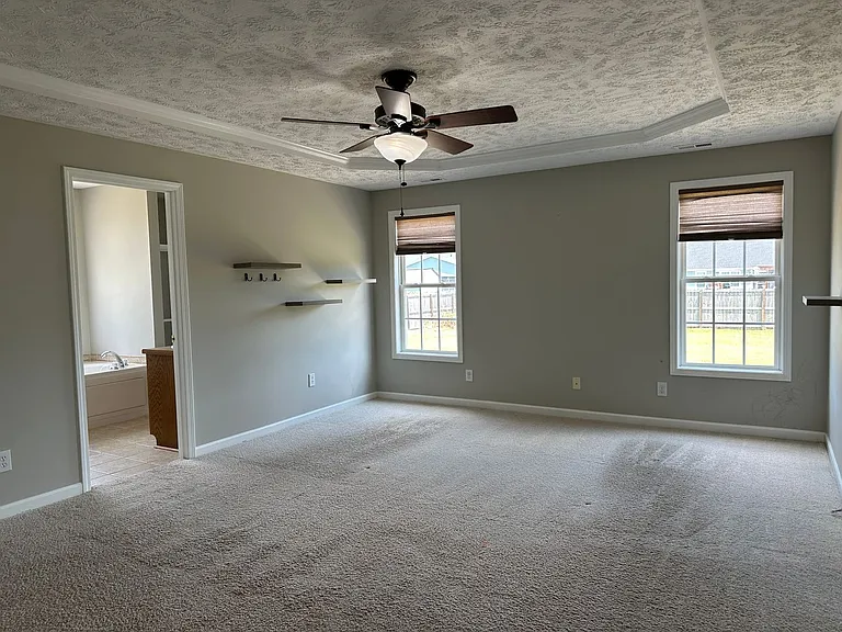 112 Harvest Ln — Photo 18
