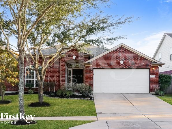 7310 Enchanted Rock Ln