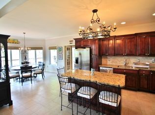 11 Red Oak Dr, Hamburg, NJ 07419