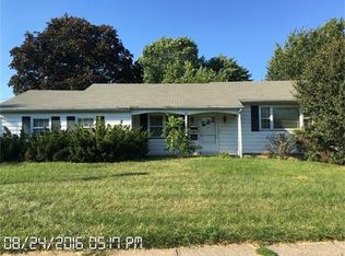 20 Delaney Ct, South Plainfield, NJ 07080