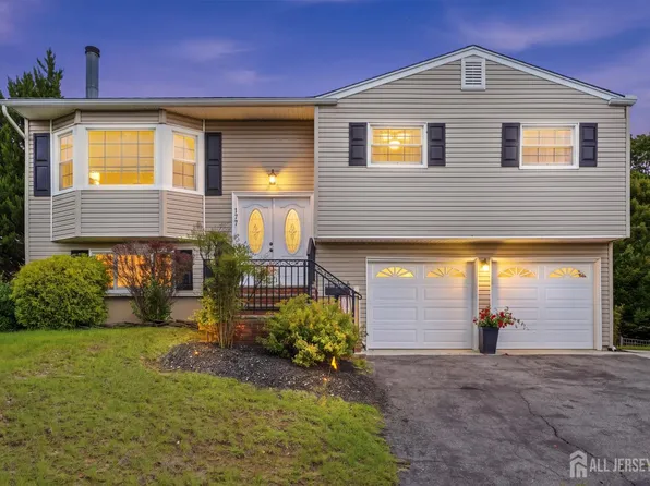 177 S Moetz Dr, Milltown, NJ 08850