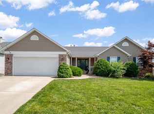 4 Cherrywood Parc Ct, O'Fallon, MO 63368