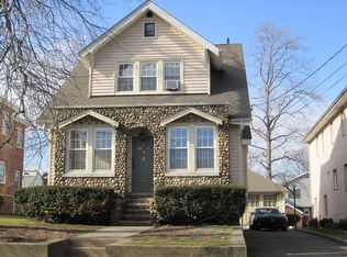 9 2nd St, Englewood Cliffs, NJ 07632