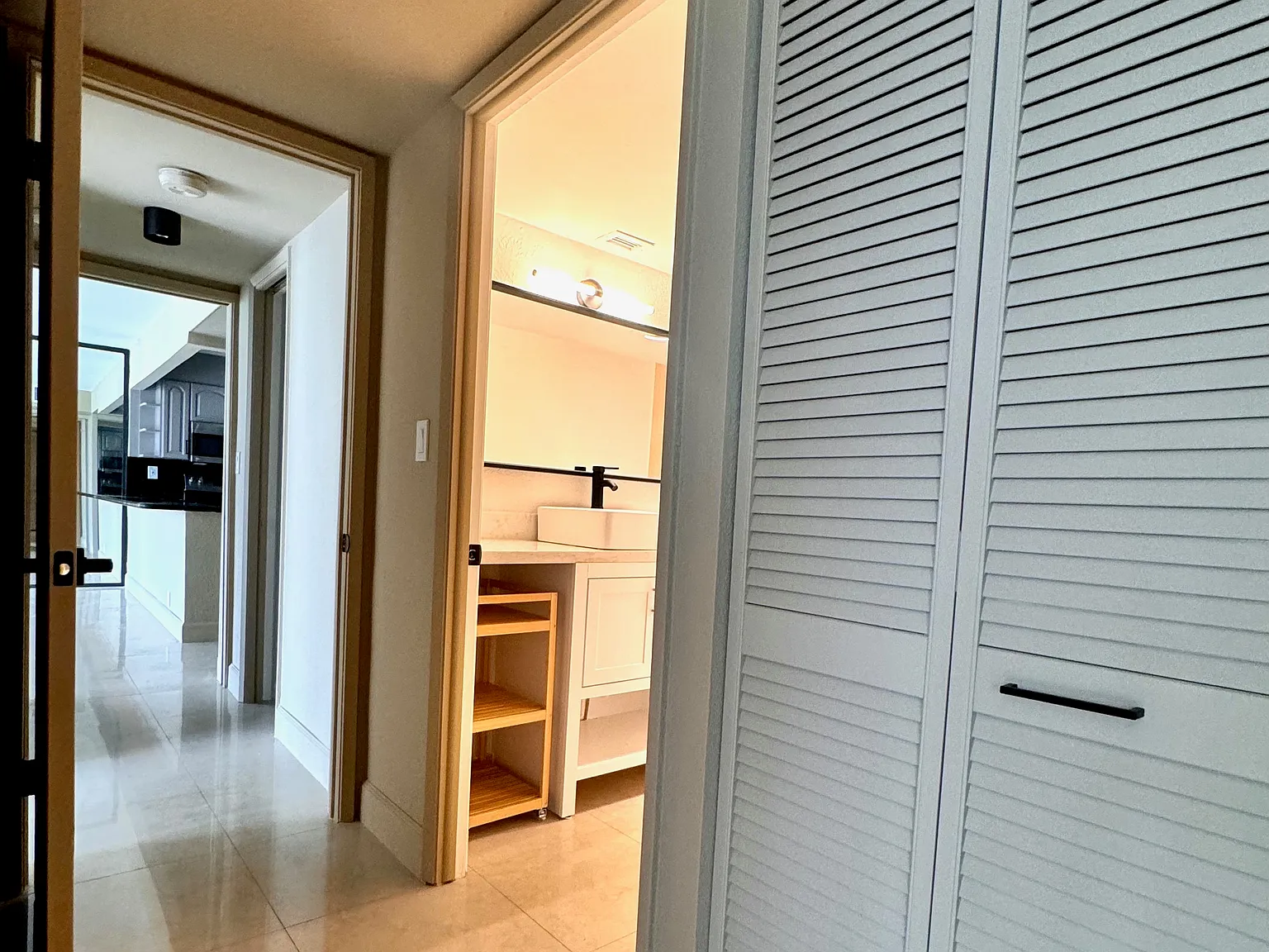 2 bed, 1362 sqft, $4,000 — Photo 4
