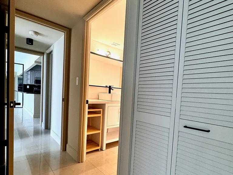 1901 Brickell Ave #B512 — Photo 4