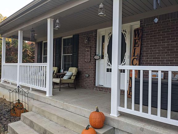 2nd image of 5499 Mobley Dr