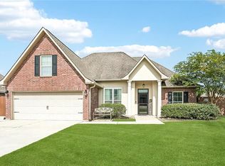 28436 Loiret Ct, Ponchatoula, LA 70454