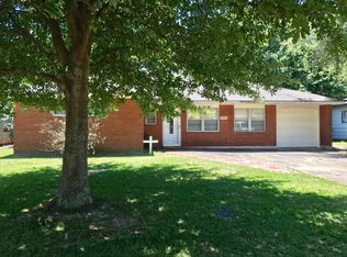 795 Connecticut St, Bridge City, TX 77611