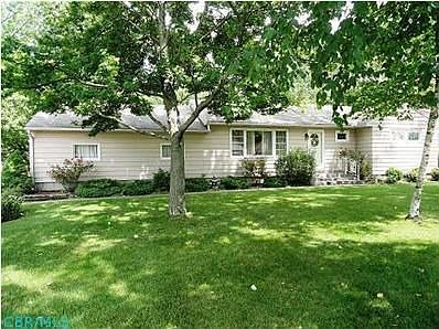 1st image of 400 S Seffner Ave