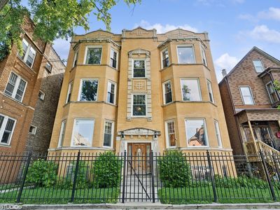 2441 N Sawyer Ave APT 1N, Chicago, IL, 60647