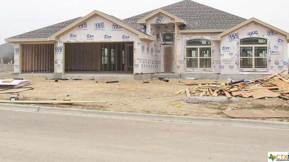 1st image of 1208 Dark Wood Dr