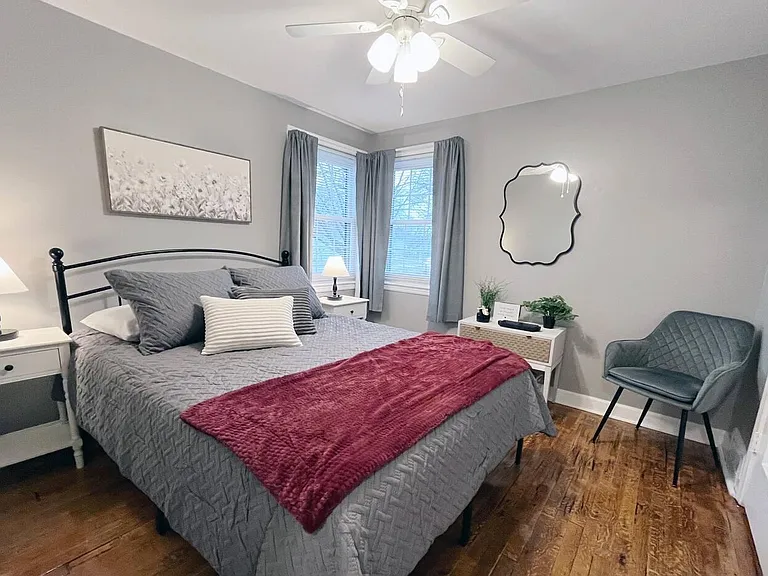 5202 N Spruce Ave — Photo 11