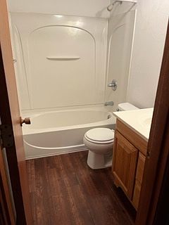5th image of 110 Forest Ave #11162766