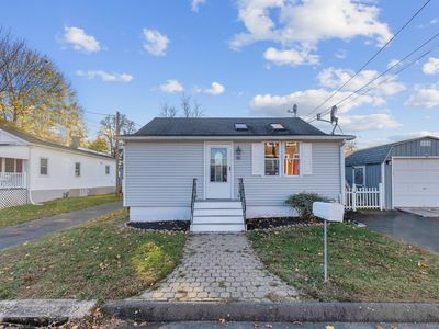 88 George St, East Haven, CT, 06512