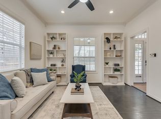 909 Elsbeth St, Dallas, TX 75208