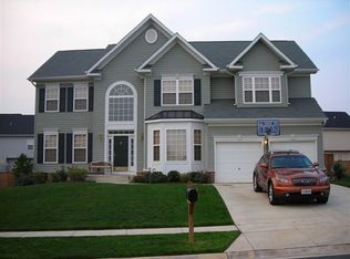 4777 Balmoral St, White Plains, MD 20695
