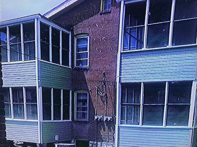 Oakland Ave — Photo 3