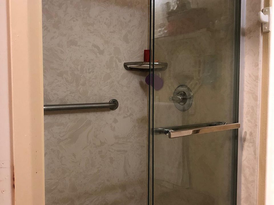 1st image of 630 Tamarack Dr