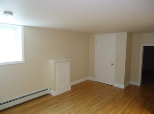 15 Higgins St APT 9, Augusta, ME 04330