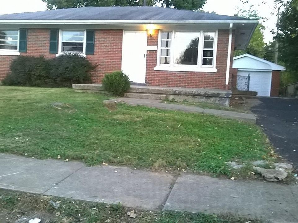 1st image of 530 Sandalwood Dr